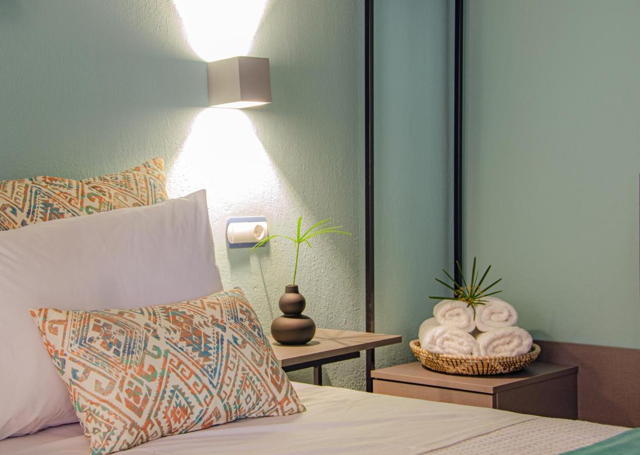 Joya Ofrynio Stylish Suites Ofrínion Eksteriør bilde